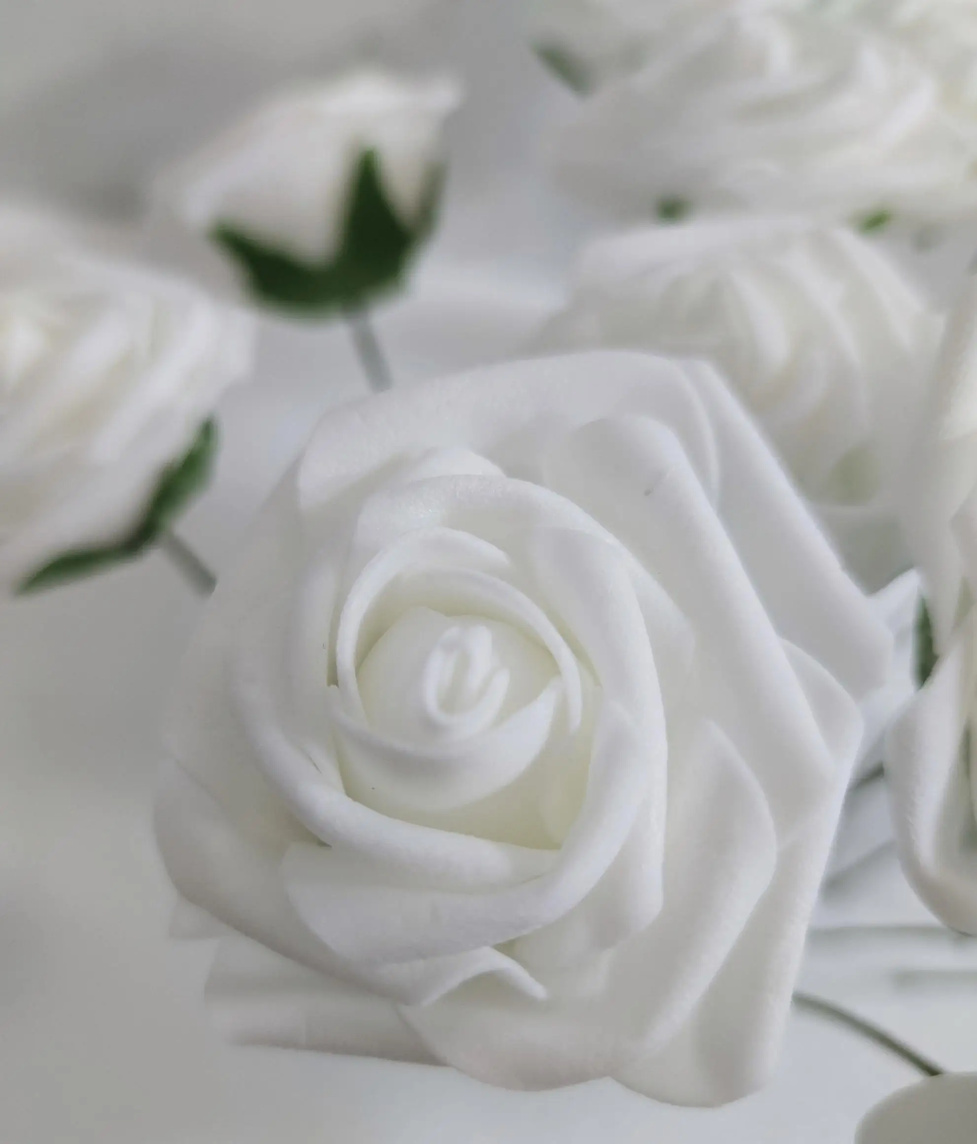 25 -100 Pezzi Fiori Artificiali con Steli per Bouquet da Sposa Fai da Te Centrotavola Festa Casa Decorazione di San Valentino