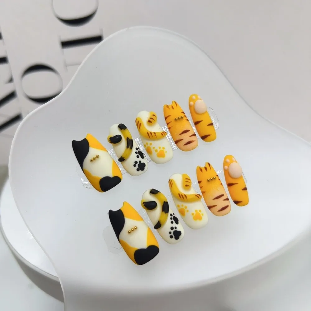 10 stuks Japanse stijl schattige drie bloemen kat handgemaakte pers op nagels tijgervlek 3D staartpoot kunst nepnagels verwijderbaar herbruikbaar