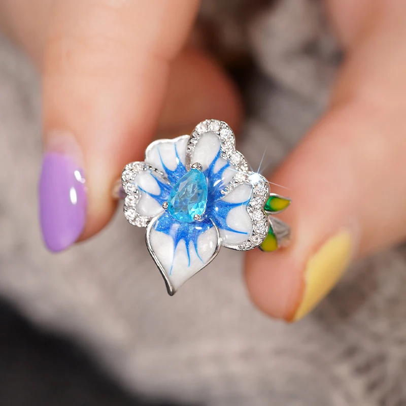 Huitan Wunderschöne kreative Ringe mit blauer Blume, eleganter Temperament-Party-Schmuck für Frauen, zarte Finger-Accessoires
