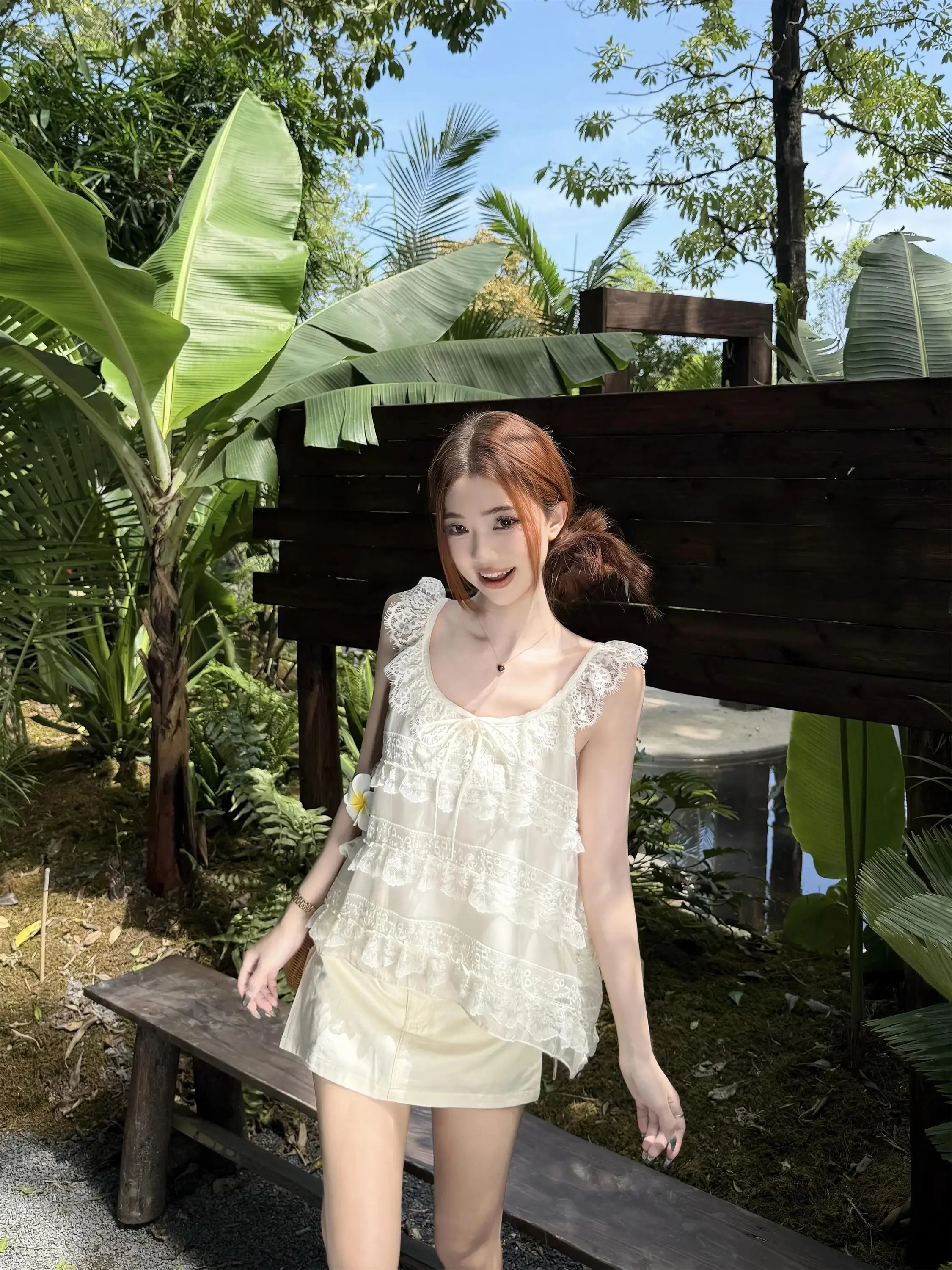 

Kumikumi Lace Splicing Summer Casual Women's Shirt with Pleated White New Style Versatile Top for Young Women