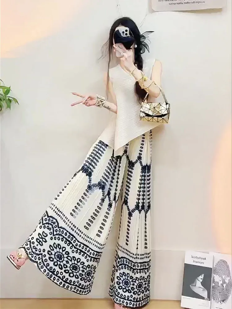 

Летний белый топ и брюки с высокой талией, свободные, с принтом, плиссированные, женский комплект из двух предметов в повседневном стиле с цветочным принтом