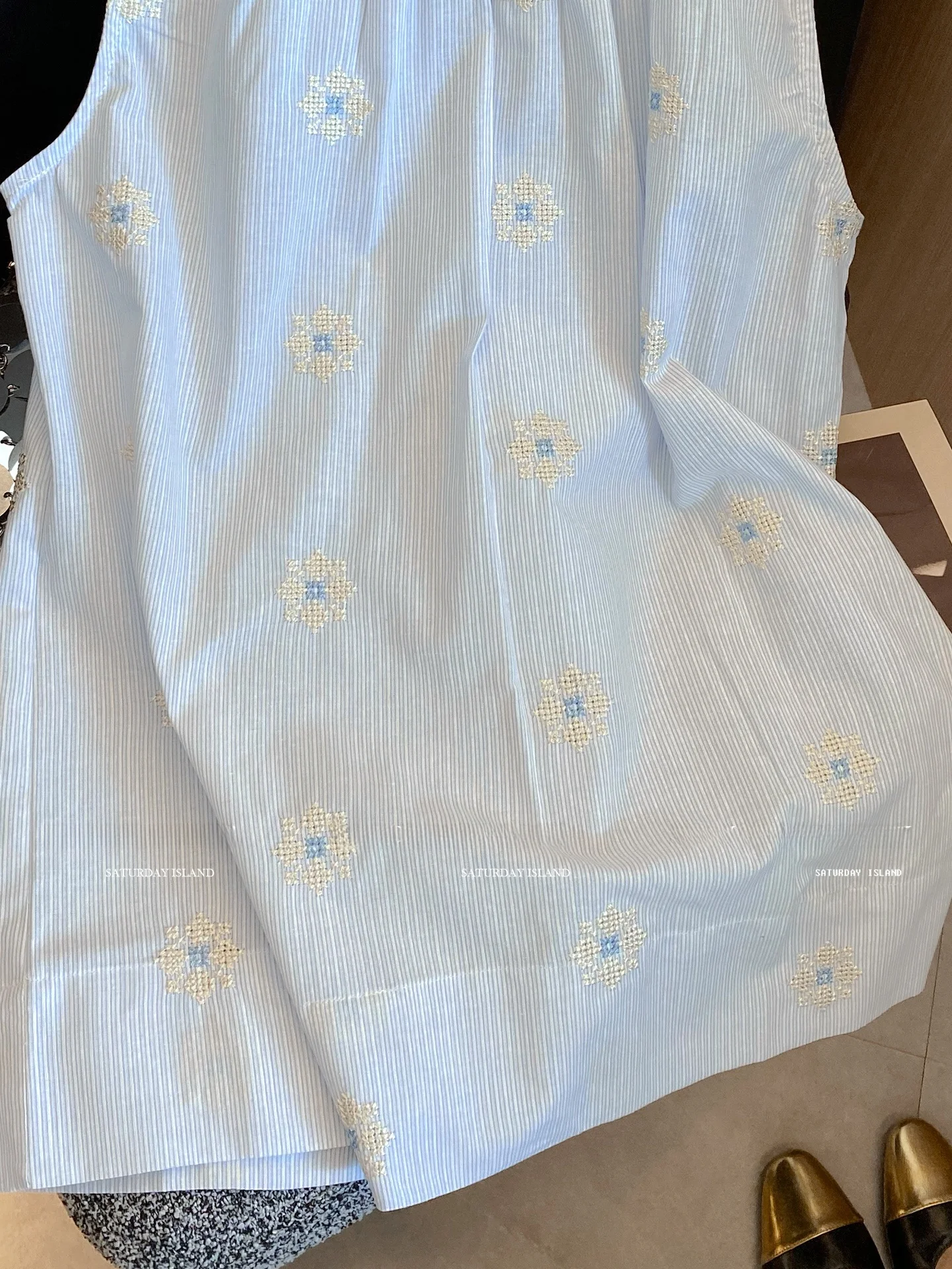 الأزرق الحرة المطرزة الأزهار فضفاضة تناسب جولة Ne Svel سترة المرأة الصيف جديد Sle الكورية أعلى مريحة للتنفس