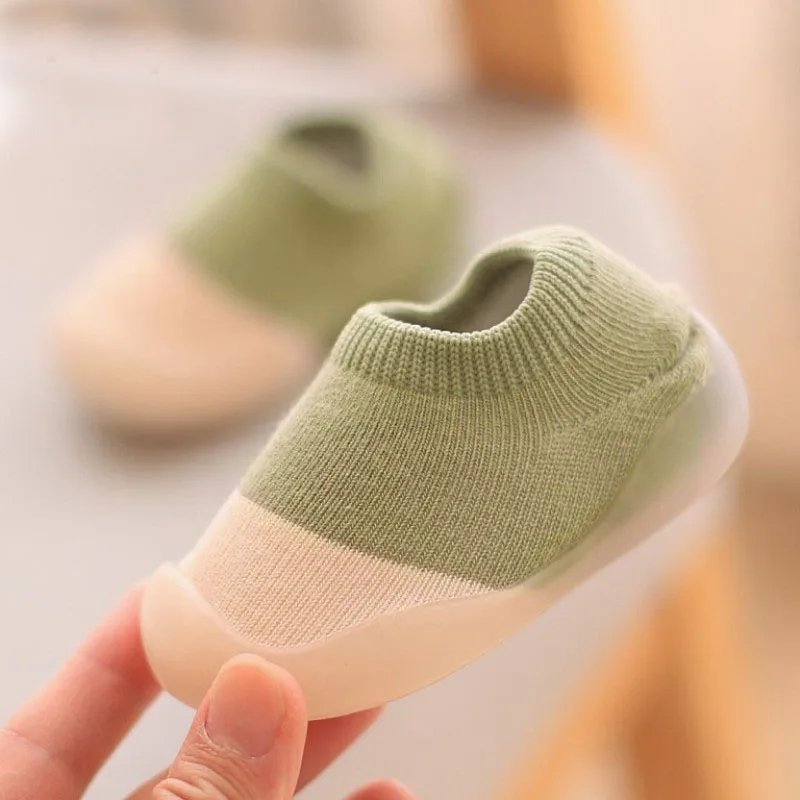 Babyschuhe, Lauflernschuhe, bequem, für Jungen und Mädchen, Kinder, Gummi, weiche, rutschfeste Sohle, Bodenschuhe, Strickstiefeletten – Detail 6