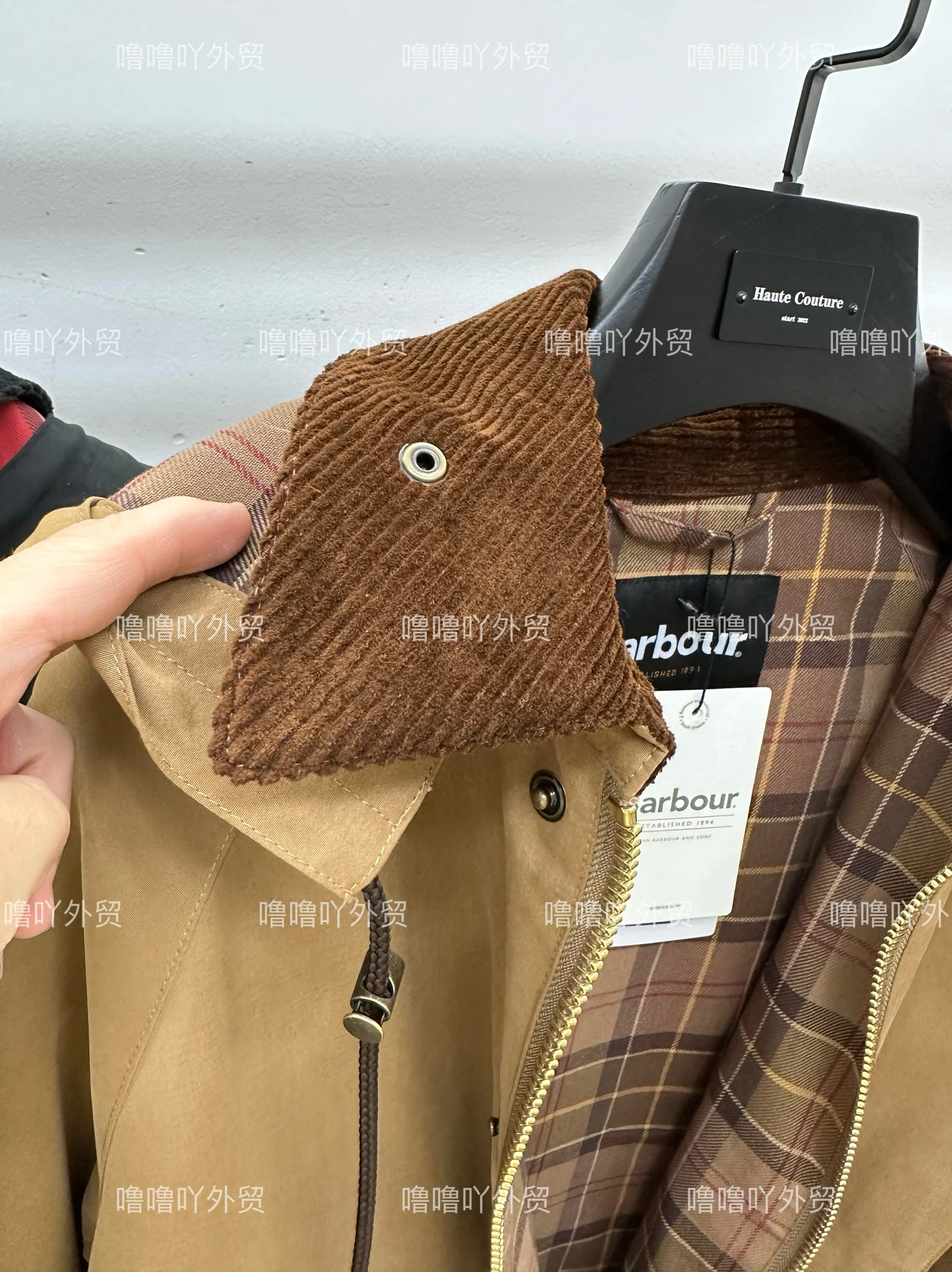 Barbour X Ships Joint Japanse ongewaxte jas Rode geruite mouwen Damesjack met capuchon Los