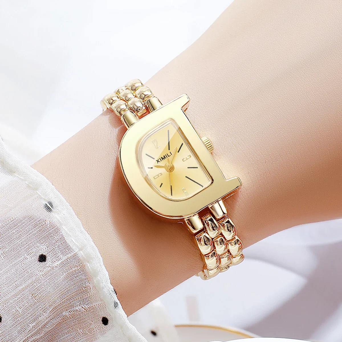 Unique D‑Shape Dial Women Quartz Watch Elegant Bracelet Strap Ladies Dress Wristwatches Clock Relogio Feminino（Without Box）