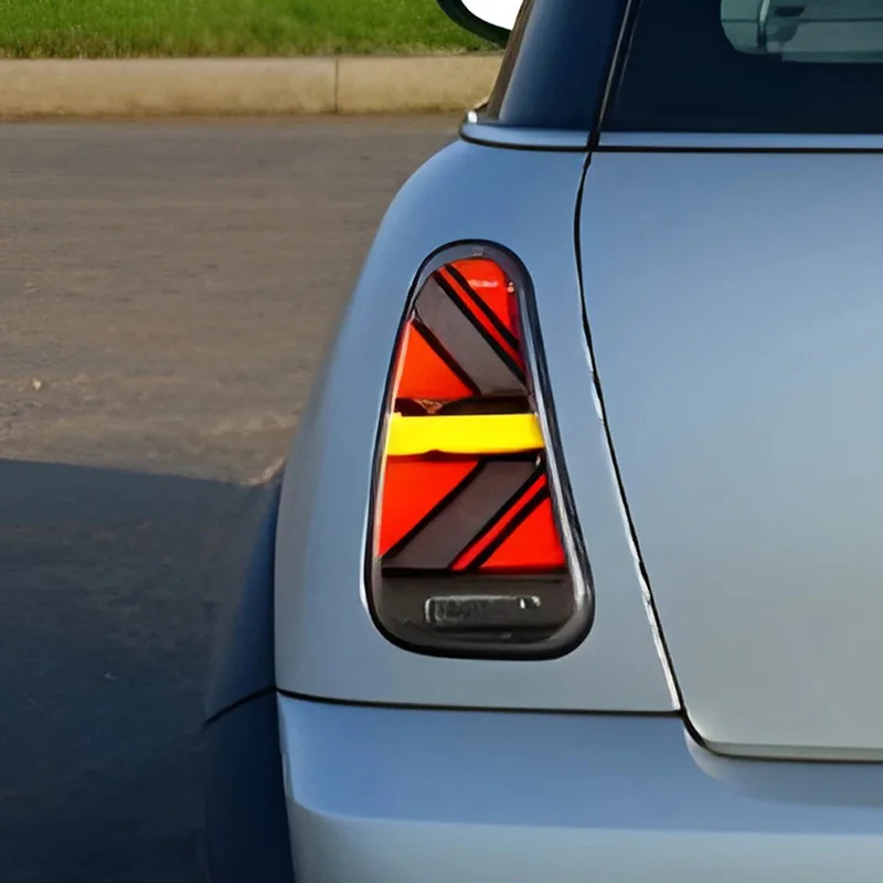 Modify Auto LED Car Taillight Assembly For BMW Mini R50 R52 R56 2001-2007 Car Accessories Tool Plug and Play Flashing Turn Light