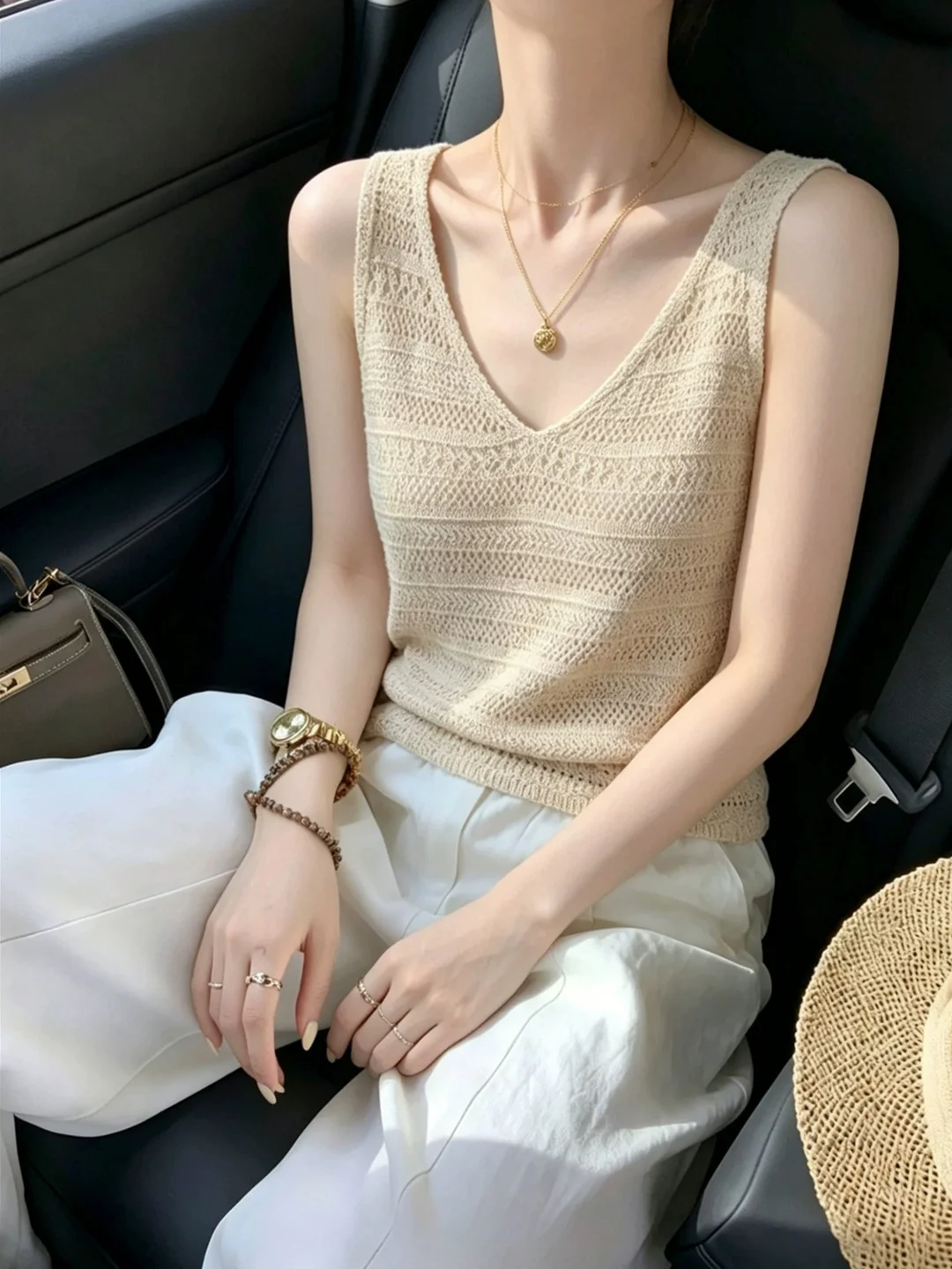 Elegant Hollow out V-Neck Knitted Sleeveless Strap Vest Women's Summer Unique Beautiful Outerwear for Concealing Underarm