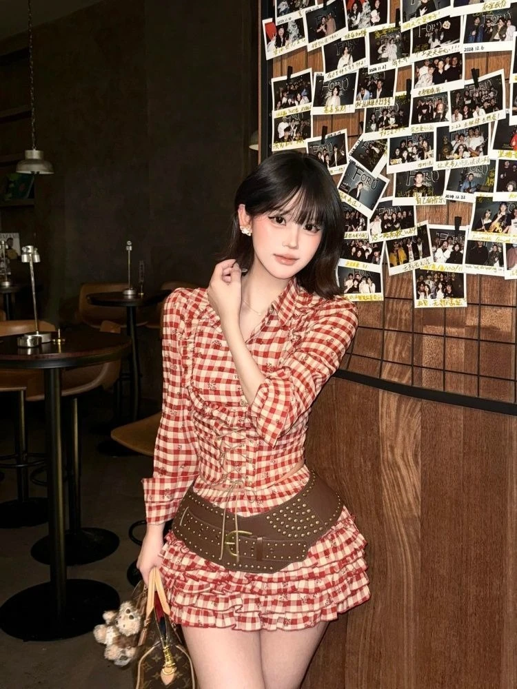 Conjunto de 2 peças xadrez vintage americano, camisa feminina de manga bufante + saia de bolo com babados, nova estética retrô cintura alta roupa y2k outono