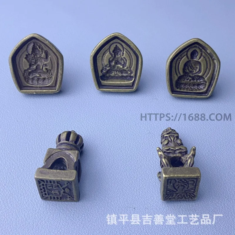 

Tibetan Style Buddha Statue Mold Antique Collection Brass Vintage Desktop Decoration Square Mini Seal Lion Copper Seal