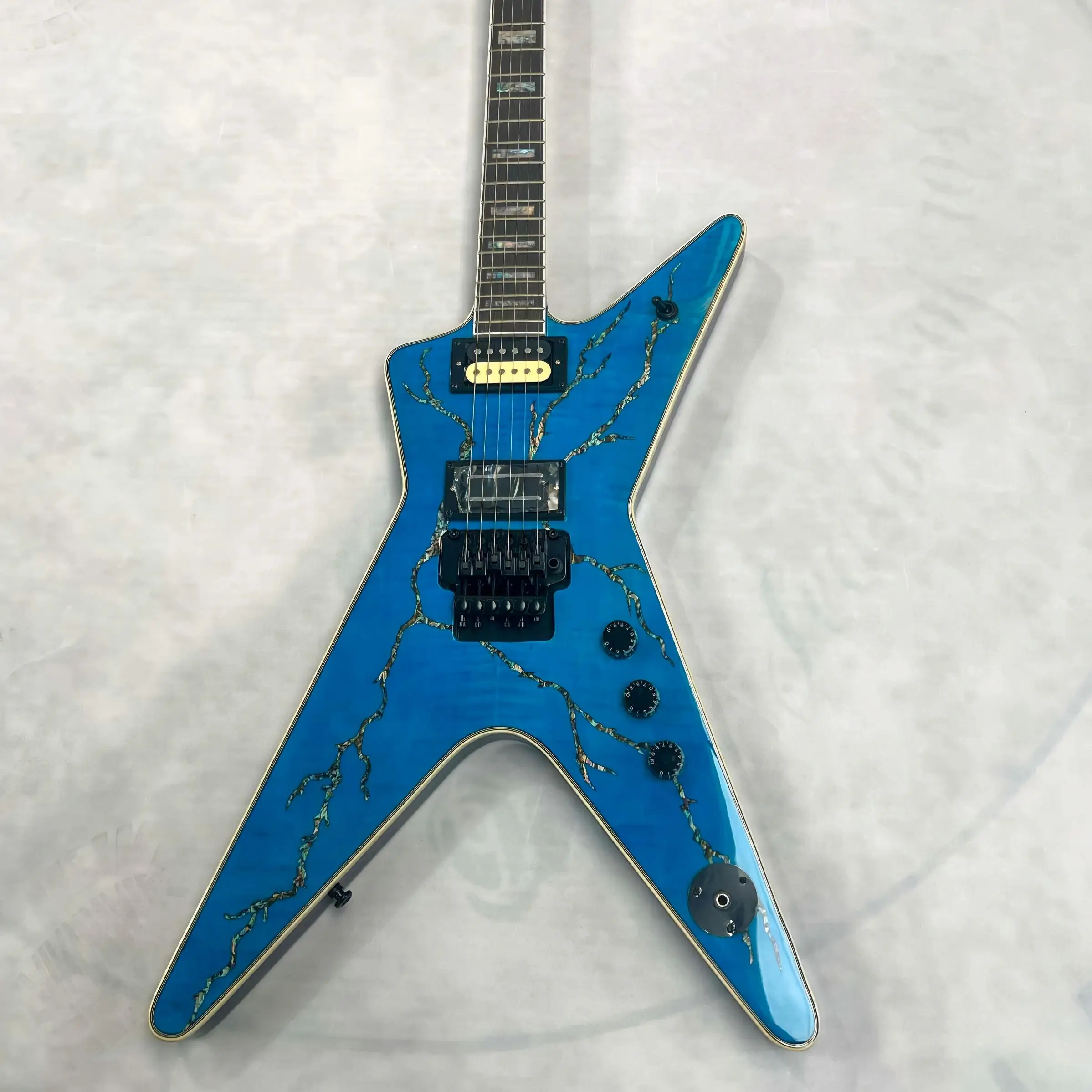 Blue Six-String Electric Guitar with Shell Lightning Pattern And Humbucker Pickup Big Fork Design