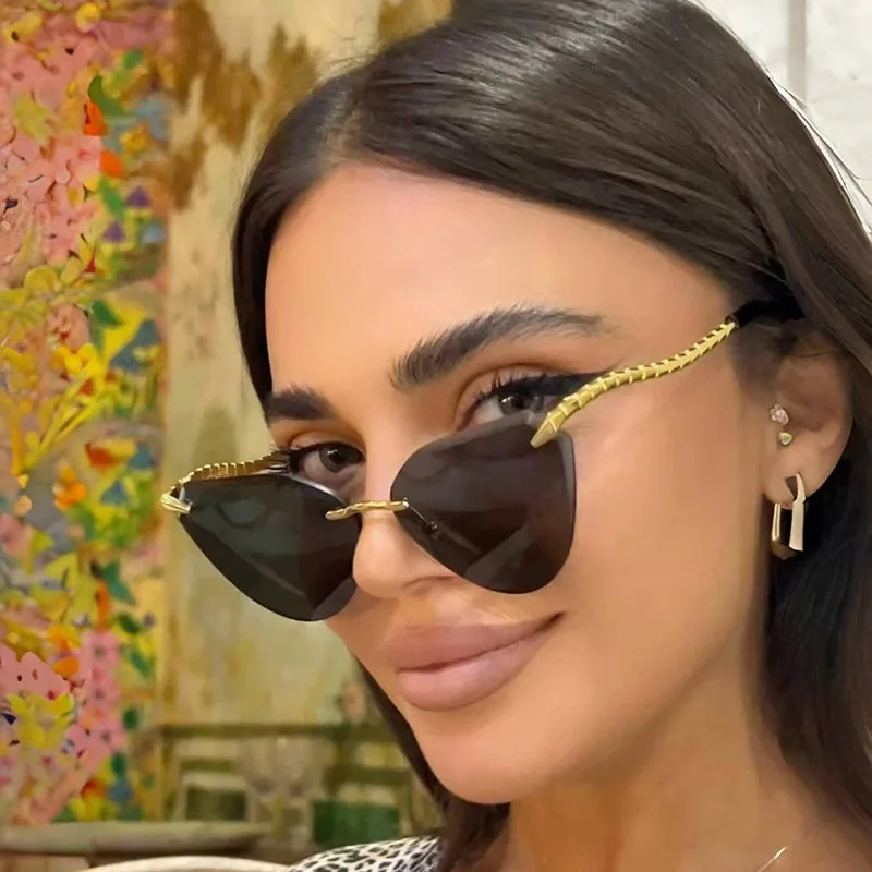 Diamant Cut Dreieck Gold Metall Randlose Sonnenbrille Frauen Männer Luxus Designer Tee Gradienten Objektiv Sonnenbrille Shades Retro Brillen