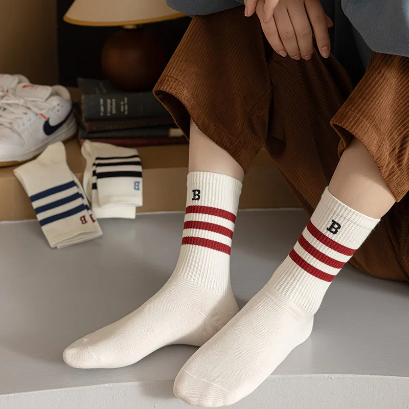 

Ins полосатые носки средней длины, женские японские простые и универсальные повседневные носки в консервативном стиле, осенние хлопковые спортивные носки для девочек