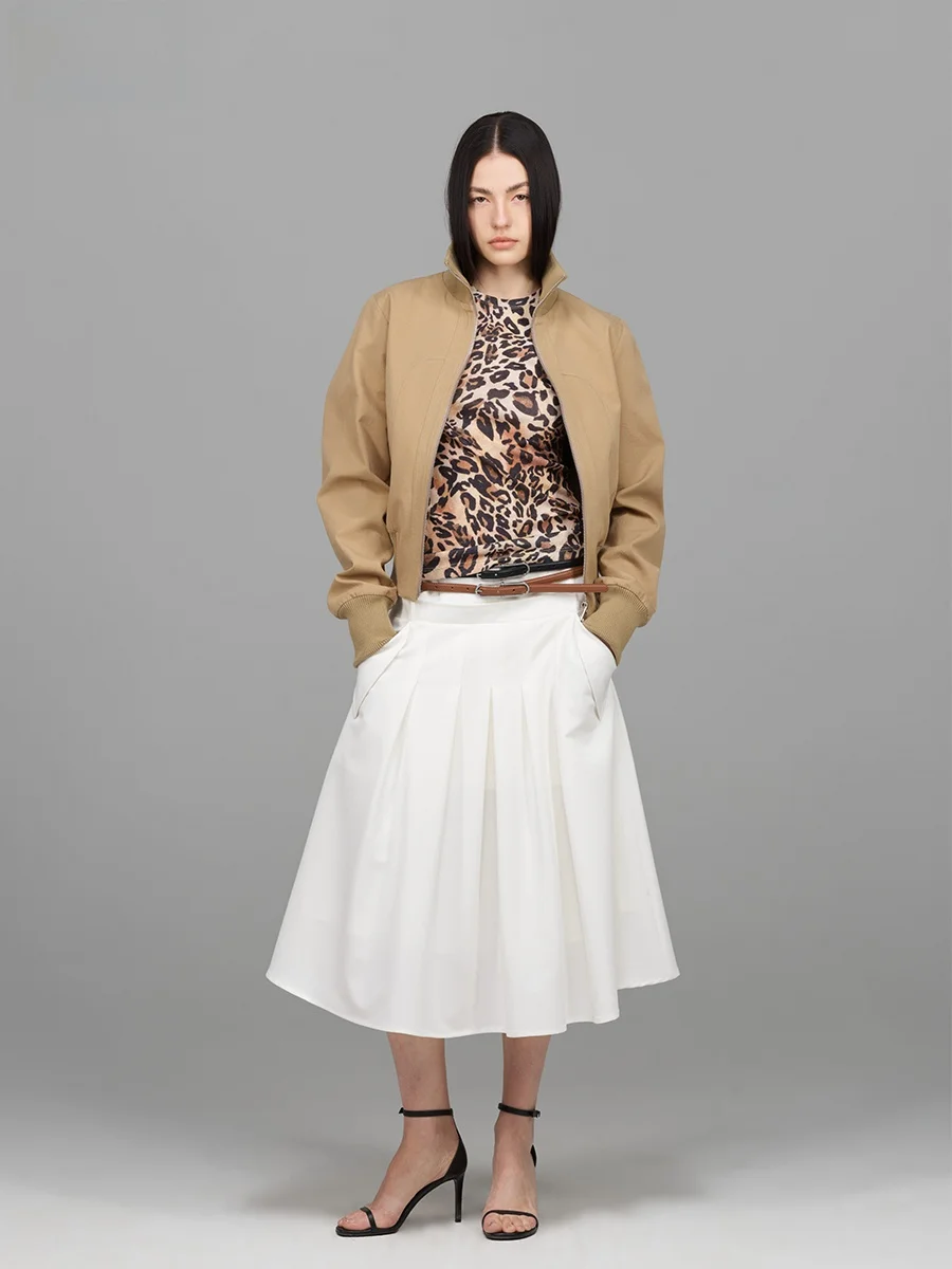 

Женская куртка Acense Studio с асимметричными вставками на плечах, воротником-стойкой, весна 2025, оригинальный дизайн, свободный крой, длинный рукав