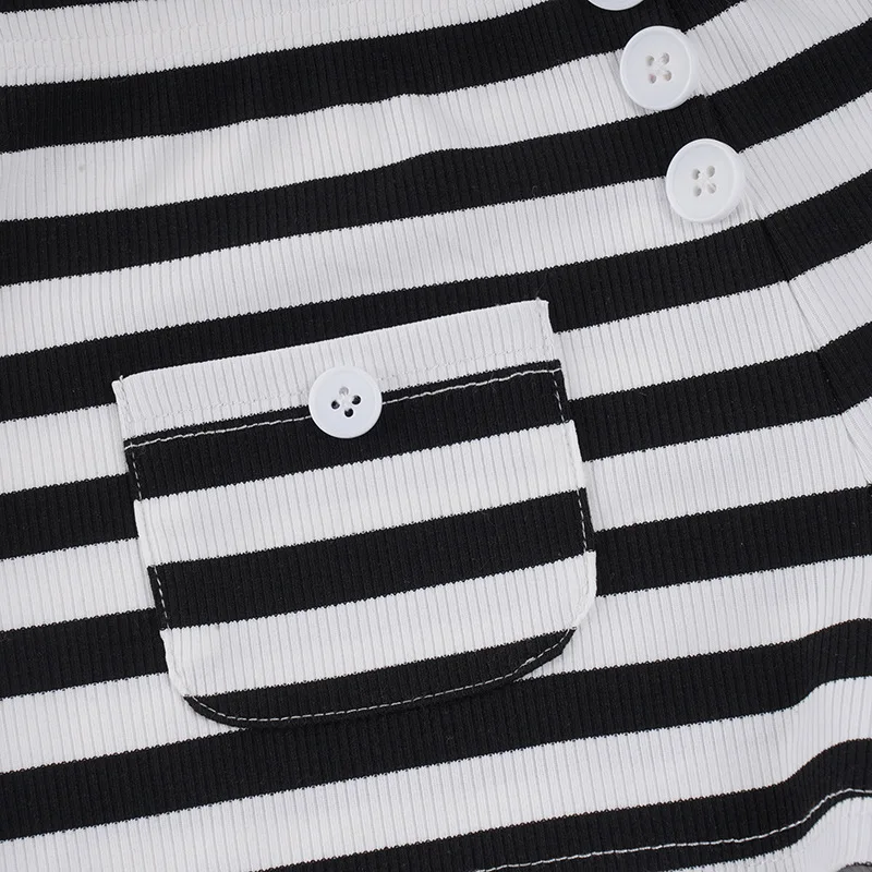 شورت كاجوال مخطط متباين منخفض الارتفاع Y2K Spice Girl شورت محبوك مرن للنساء