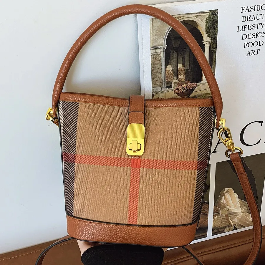 

2025 Trendy Shoulder Bag, Fashion Bucket Purse for Women, Chic Crossbody Tote, Minimalist Day-to-Night Bag, Textured Sling Bag