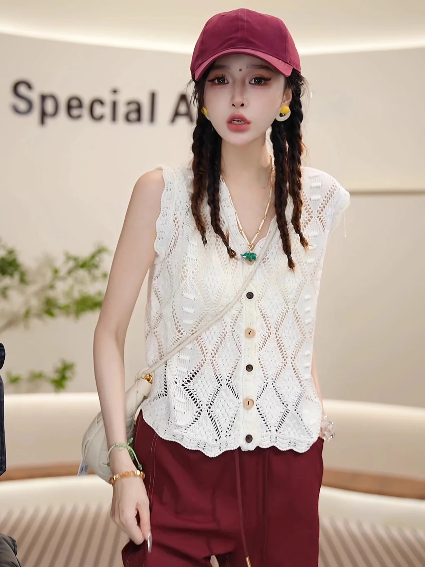 

Faionable Single-Button Knitted Vest Svel Simple Hollow out Design Summer Top Commute Sle Straight Cut Basic Color