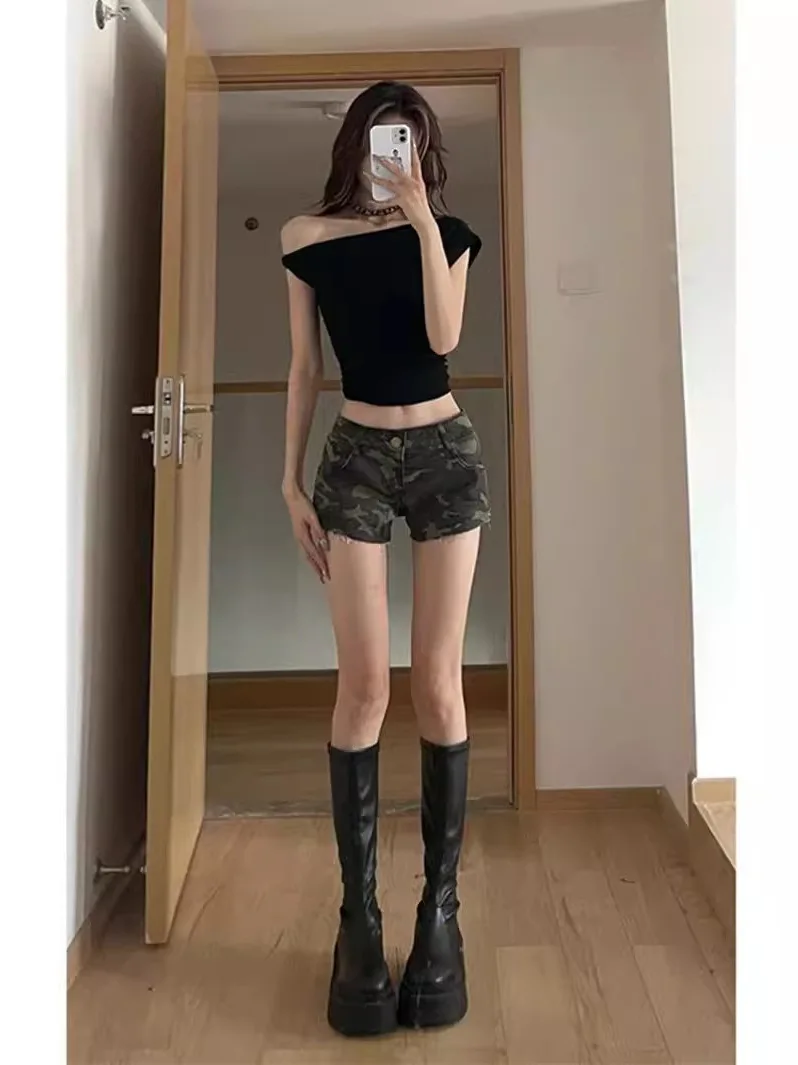 

American Style Low Waist Slimming Denim Shorts Women's Summer New Retro Frayed Camo A-Line Body Heat Pants Casual Wear
