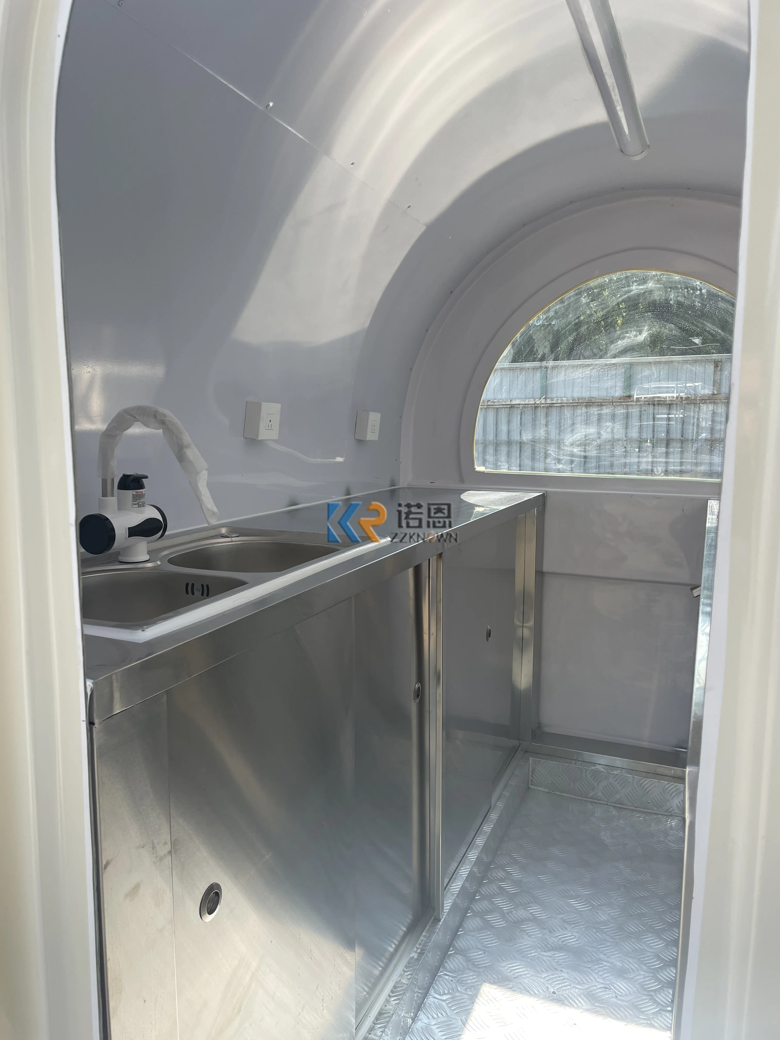 Prezzo di fabbrica CE DOT Hot Dog Snack Food Truck Kiosk Mobile Street Kitchen Cart concessione Catering Food Trailer