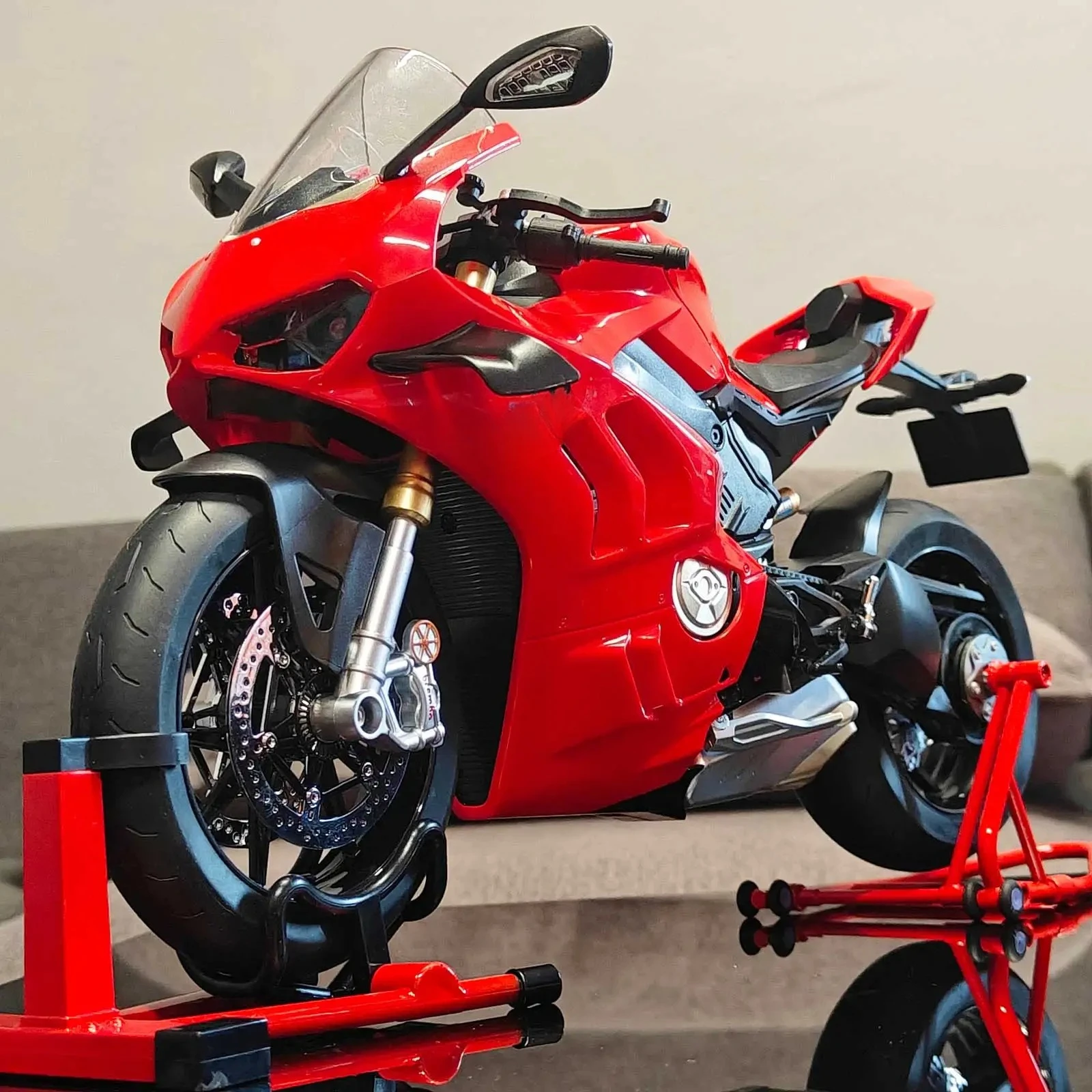 spray-1-6-ducati-v4sp2-racing-motorcycle-alloy-die-casting-model-large-motorcycle-ornaments-collection-display-present-for-kid