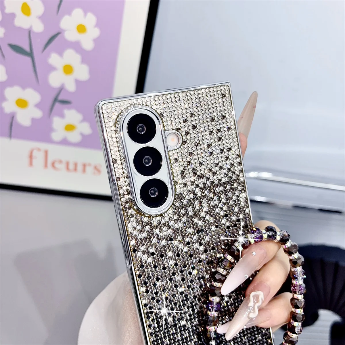 Luxury Gradient Glitter Rhines - đánh giá và giá Phone Cases Z Fold 5