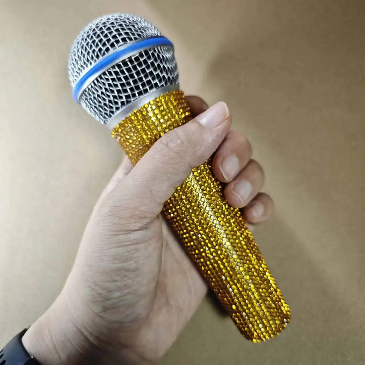 

Beta58A Professional Wired Microphone Super Cardioid Microfones Dynamic Karaoke Vocal Stage Mic BETA 58A 21005 Fast Shipping