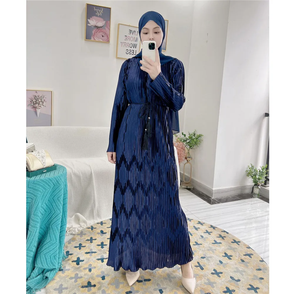 

Muslim Pleated Hijab Dress Stretch Abayas for Women Turkish Dresses Dubai Abaya Islam Clothing Musulman De Mode Vestidos Largos