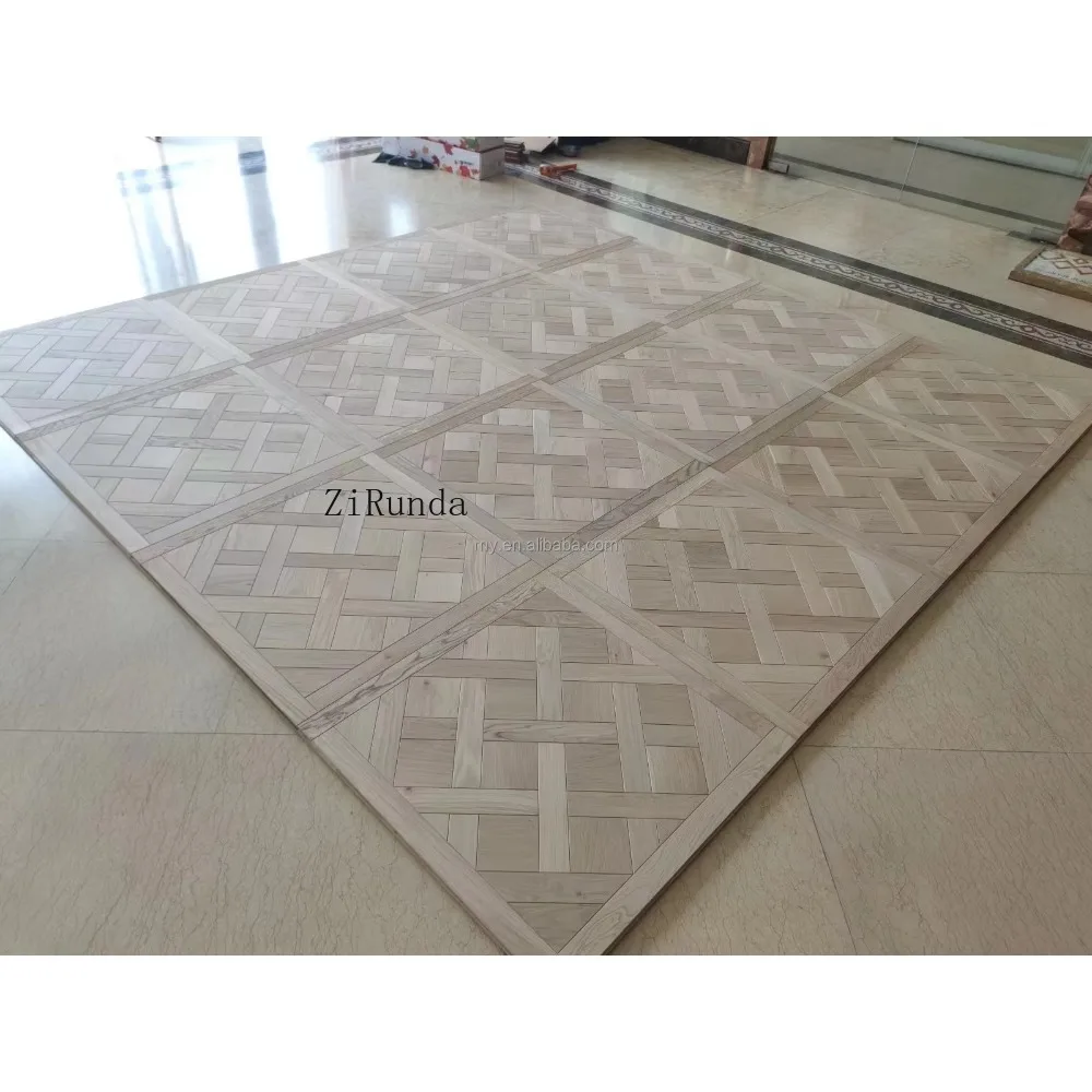 نسخة مخصصة من أرضية الباركيه من خشب البلوط الأبيض بلون الخشب الطبيعي أرضية خشبية هندسية متعددة الطبقات