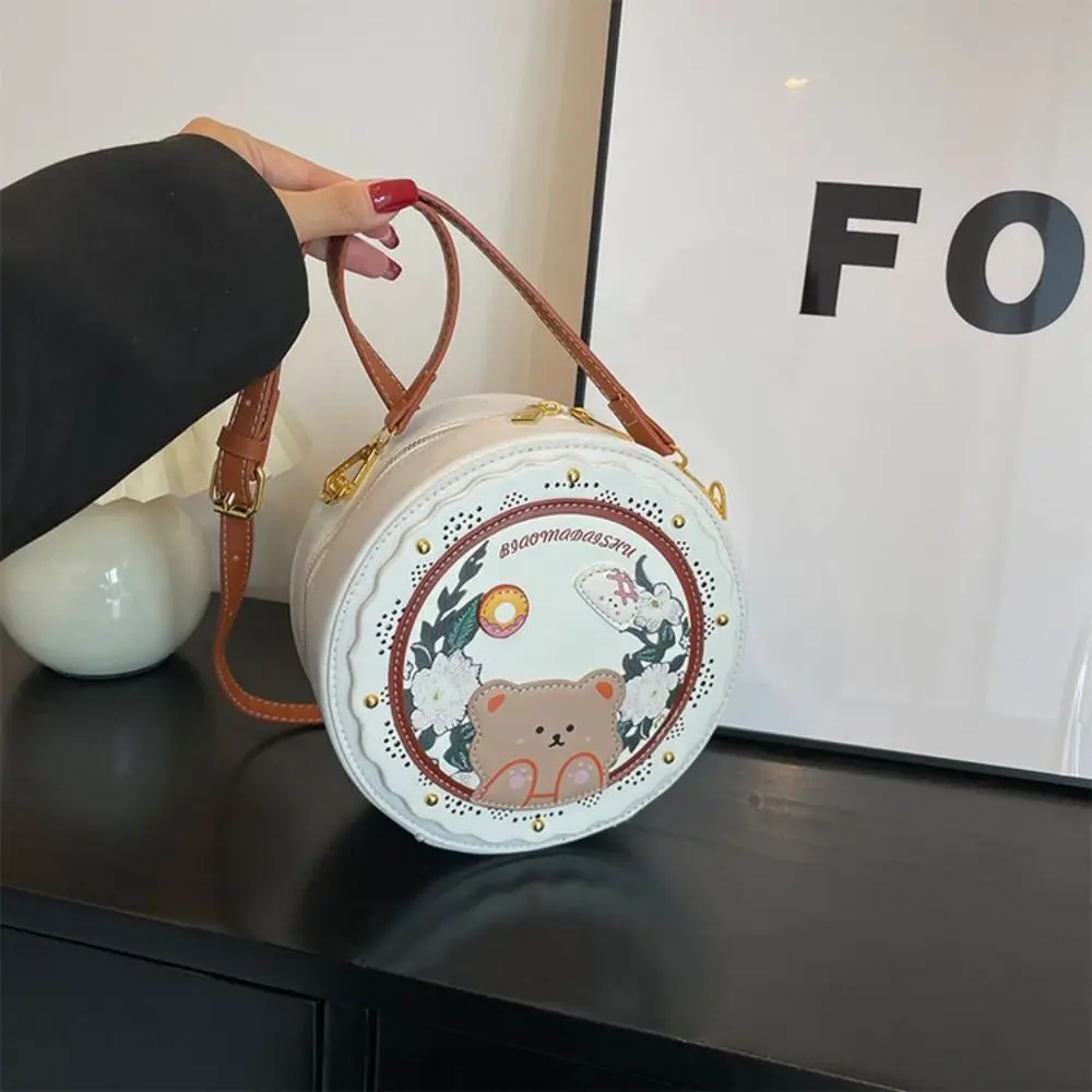 Designer Handmade Handbag Engraving Handmade Small Round Bag Bear Flower Pattern Printed Shoulder Bag Everyday Matching