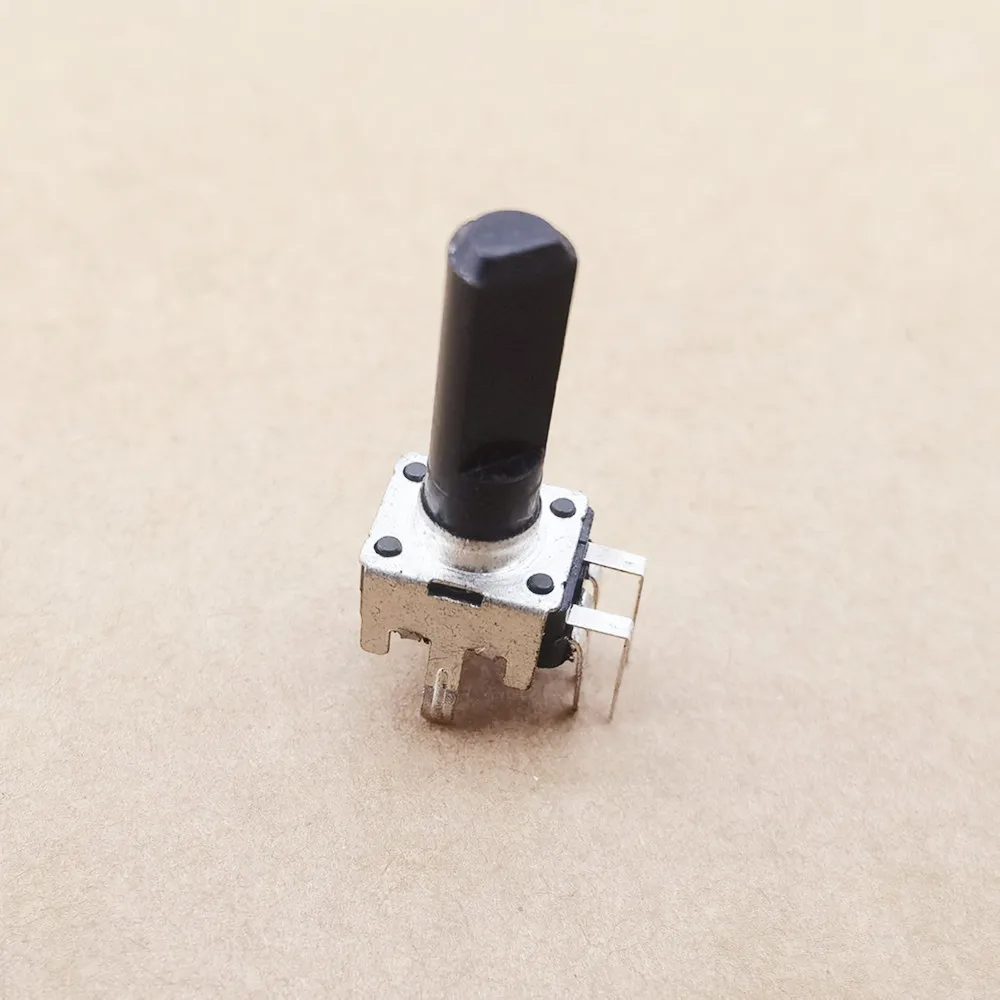 

Оригинальный новый 100% RK09 вертикальный двойной потенциометр 5pin B20K длина ручки 18 мм (ПЕРЕКЛЮЧАТЕЛЬ)