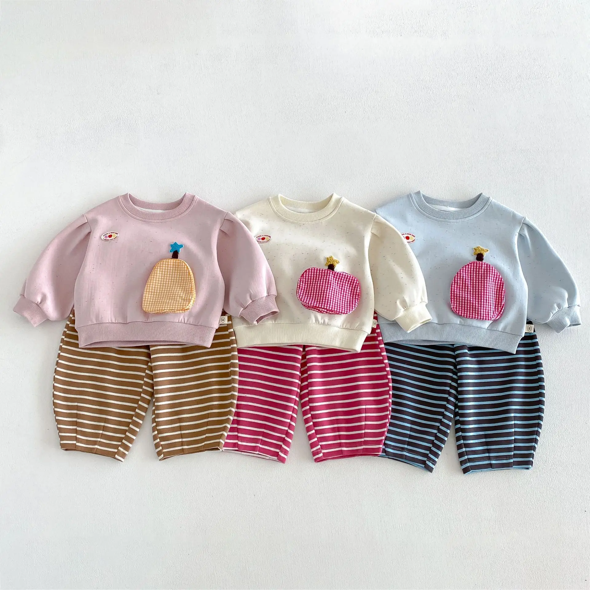 Girls Suit 2026 Spring and Autumn New Childrens Wear Korean Girl Baby Cute Three-dimensional Labeling Hoodie Pants Two-piece Set