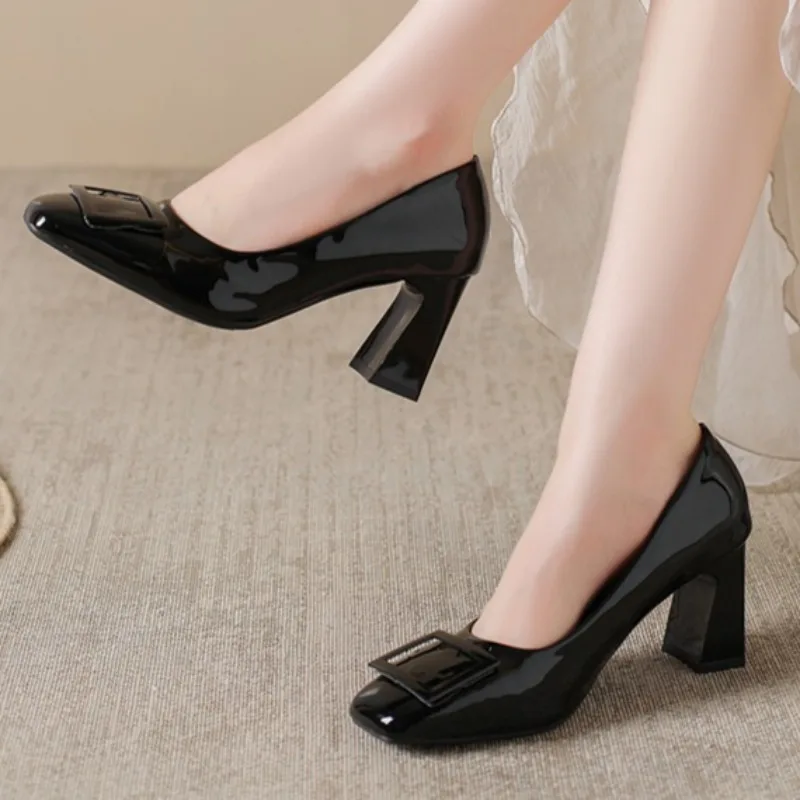 حذاء نسائي ربيعي جديد موديل 2025 بكعب عالٍ بمقدمة مربعة، حذاء فردي مريح للمشي في الهواء الطلق، مقاس كبير #6