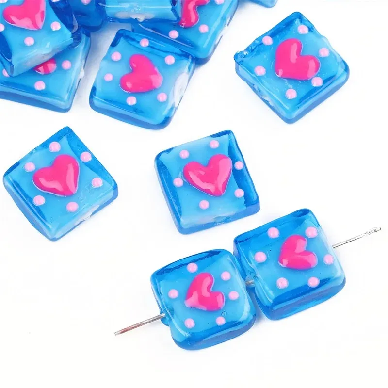 TX52 2 Stück 15mm Süße Handgefertigte Gerade Quadratische Lampwork-Glas-Herzanhänger Perlen DIY Schmuck Armband Zubehör Material