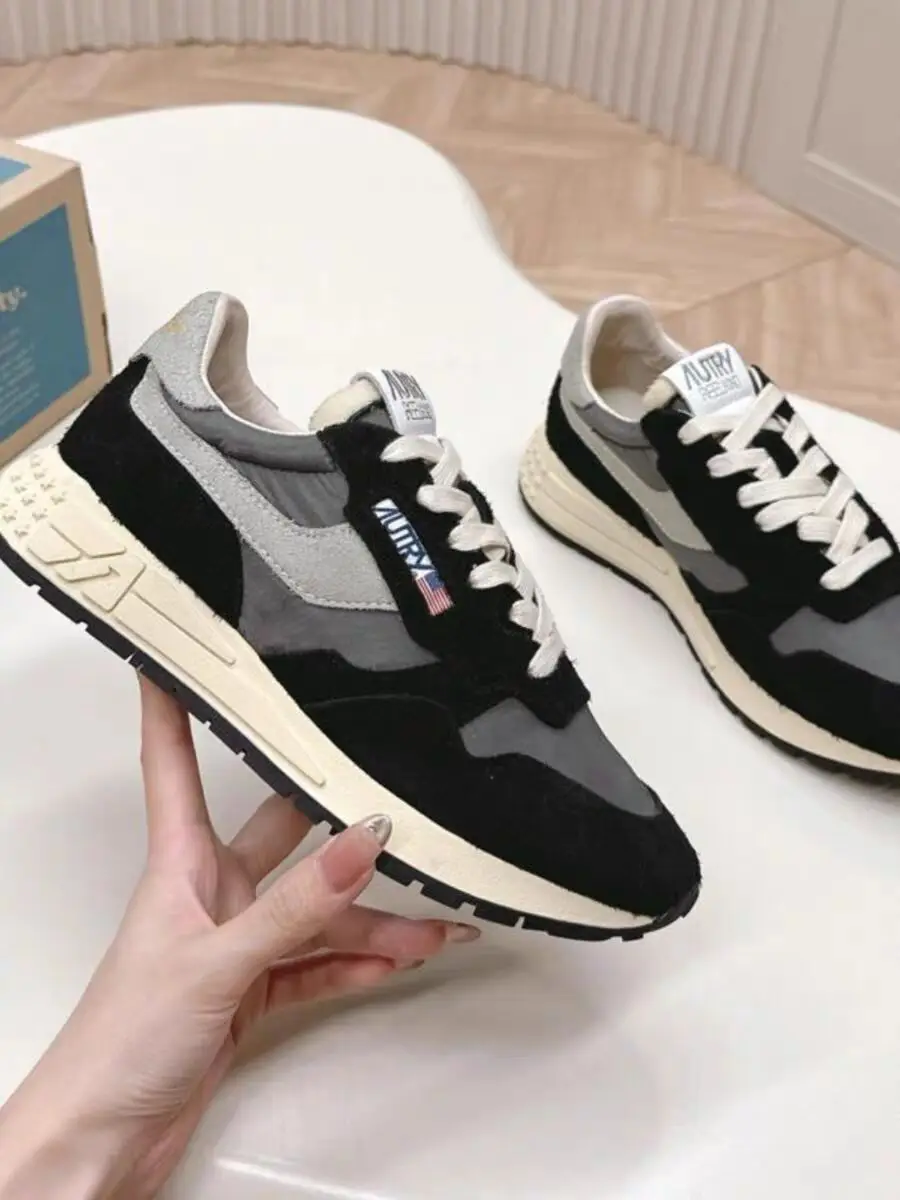 

2026 Classic AUTRY MEDALIST Men Women Shoes Casual Sneakers Skateboard Shoes Fashion Breathable Running Shoes