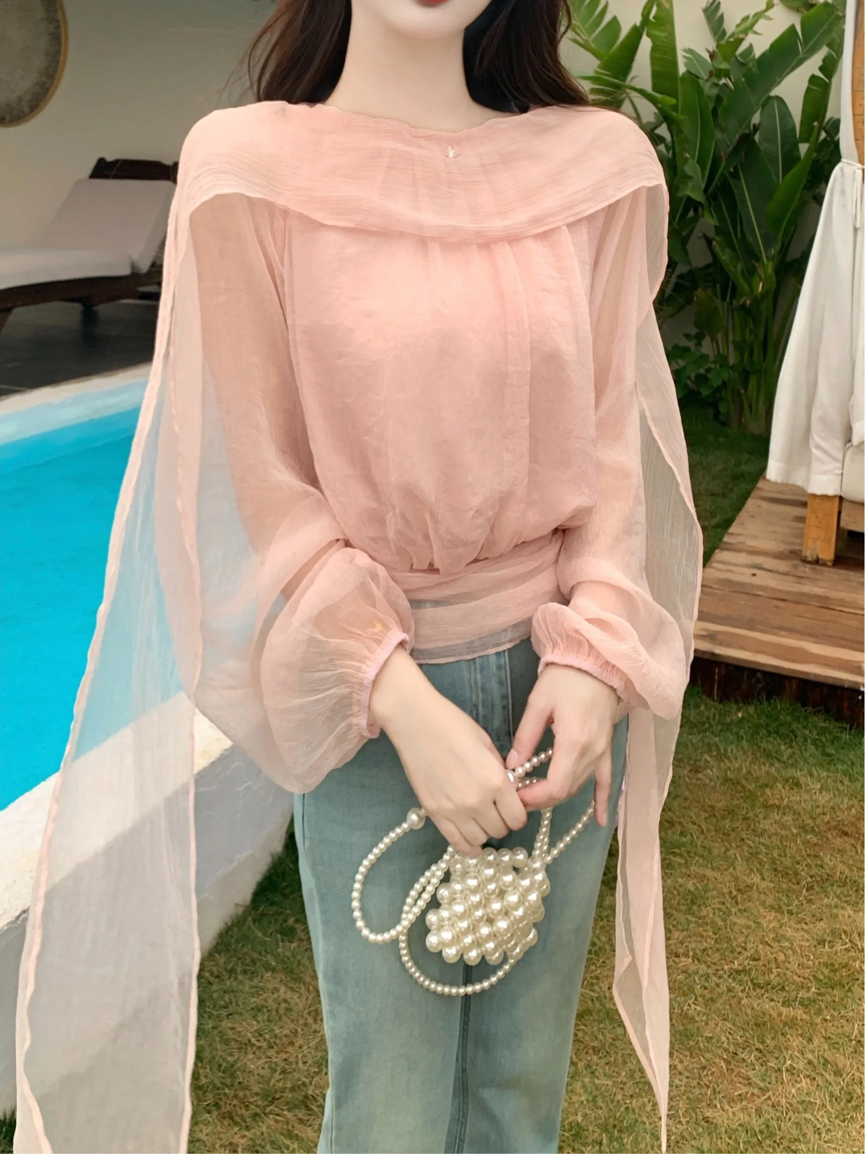 French Style Gathered Waist Slimming Chiffon Shirt Women's round Neck Lantern Sleeve Shirt Summer Elegant Top for Banquet