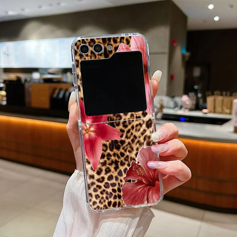 Retro Pink Hibiscus Flower Leopard Print Phone Case for Samsung Galaxy Z Flip 7 Flip6 5 4 3 5G Folding Cover for Z Flip7 Flip 5