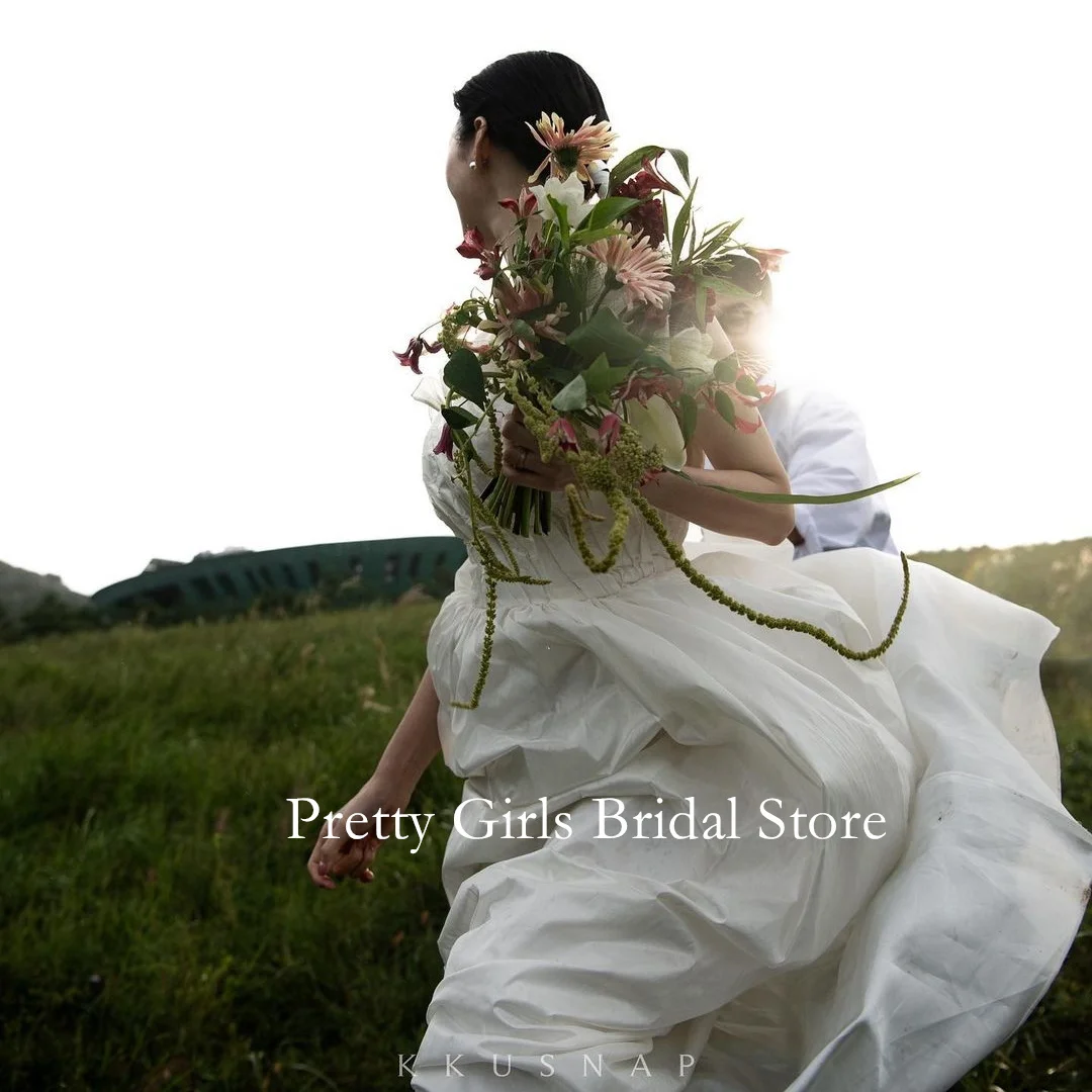 

OEING Straples Korea Garden White Wedding Dresses Taffeta 프롬드레스 Ruched Corset A-Line Sleeveless Elegant Bride Growns Party Women