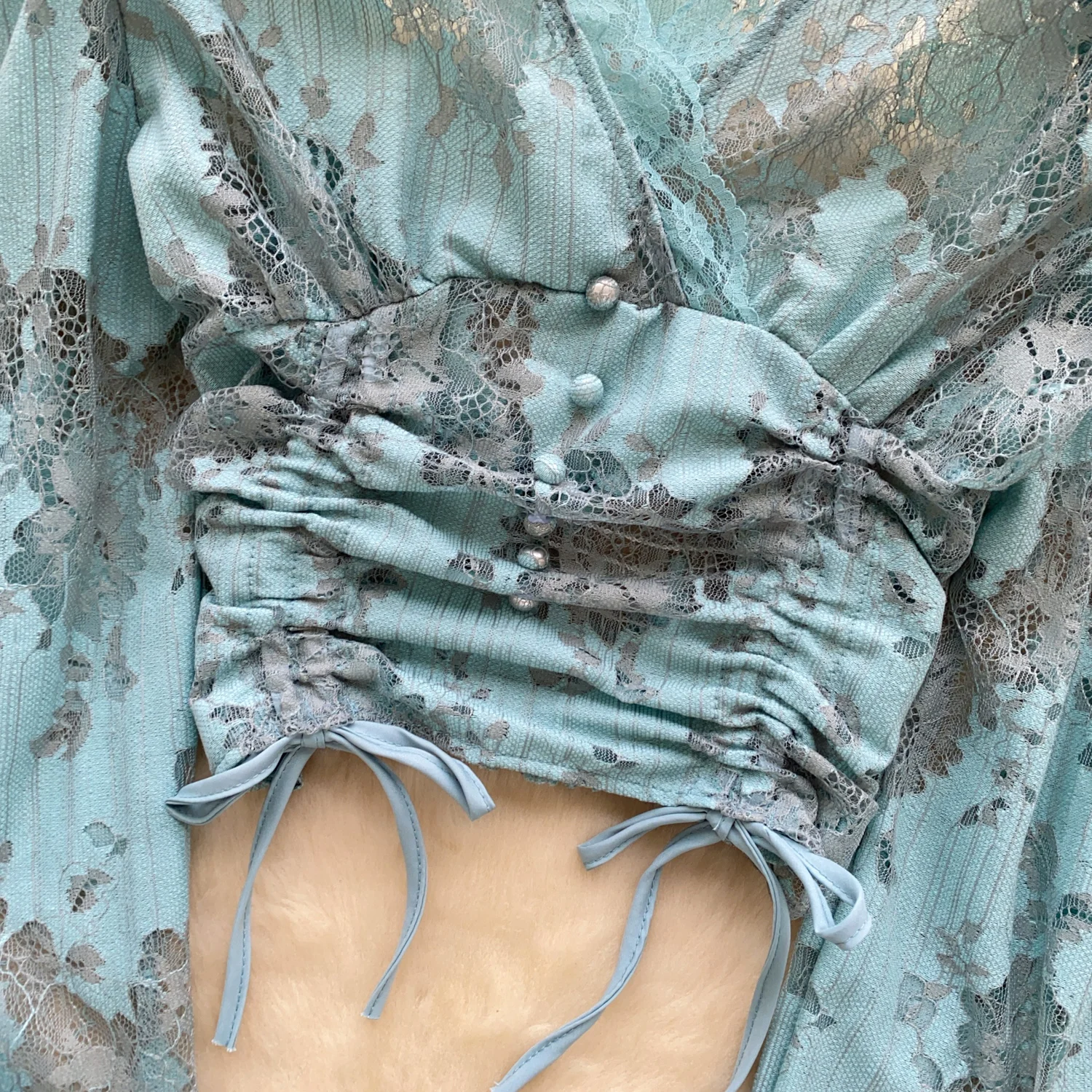 Chic Sexy sweet pleated Hook flower hollow lace T shirt Elegant  Crop Top  Vintage Fashion Tees Female Spring Summer Shirt