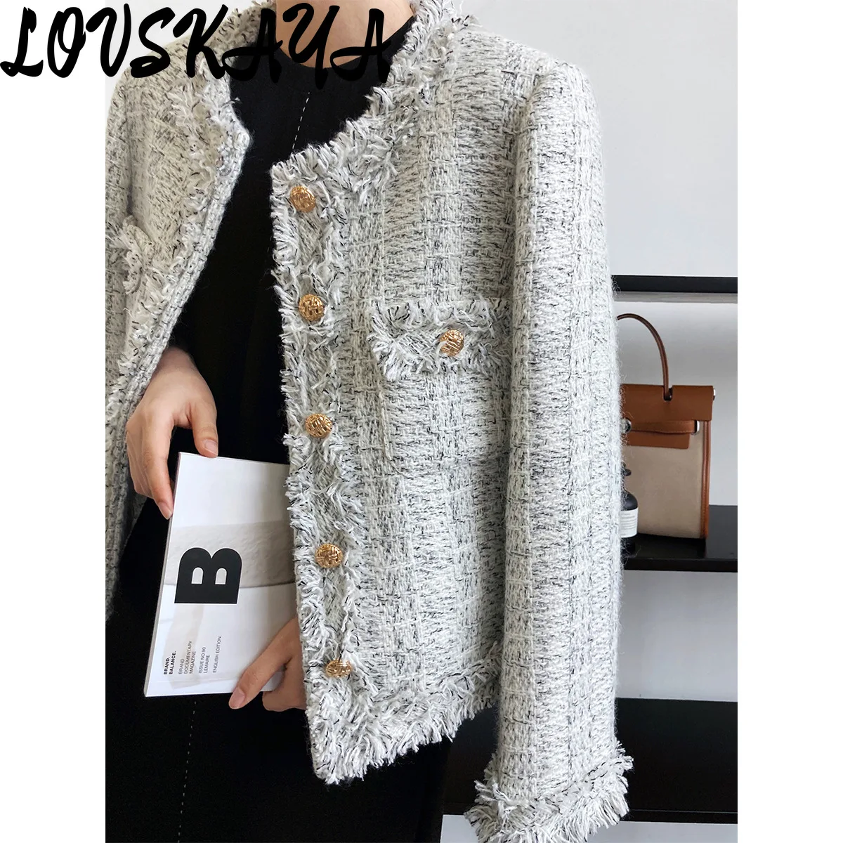 

Elegant and sophisticated metal buckle tassel fur edge small fragrant style jacket for women's spring and autumn styles