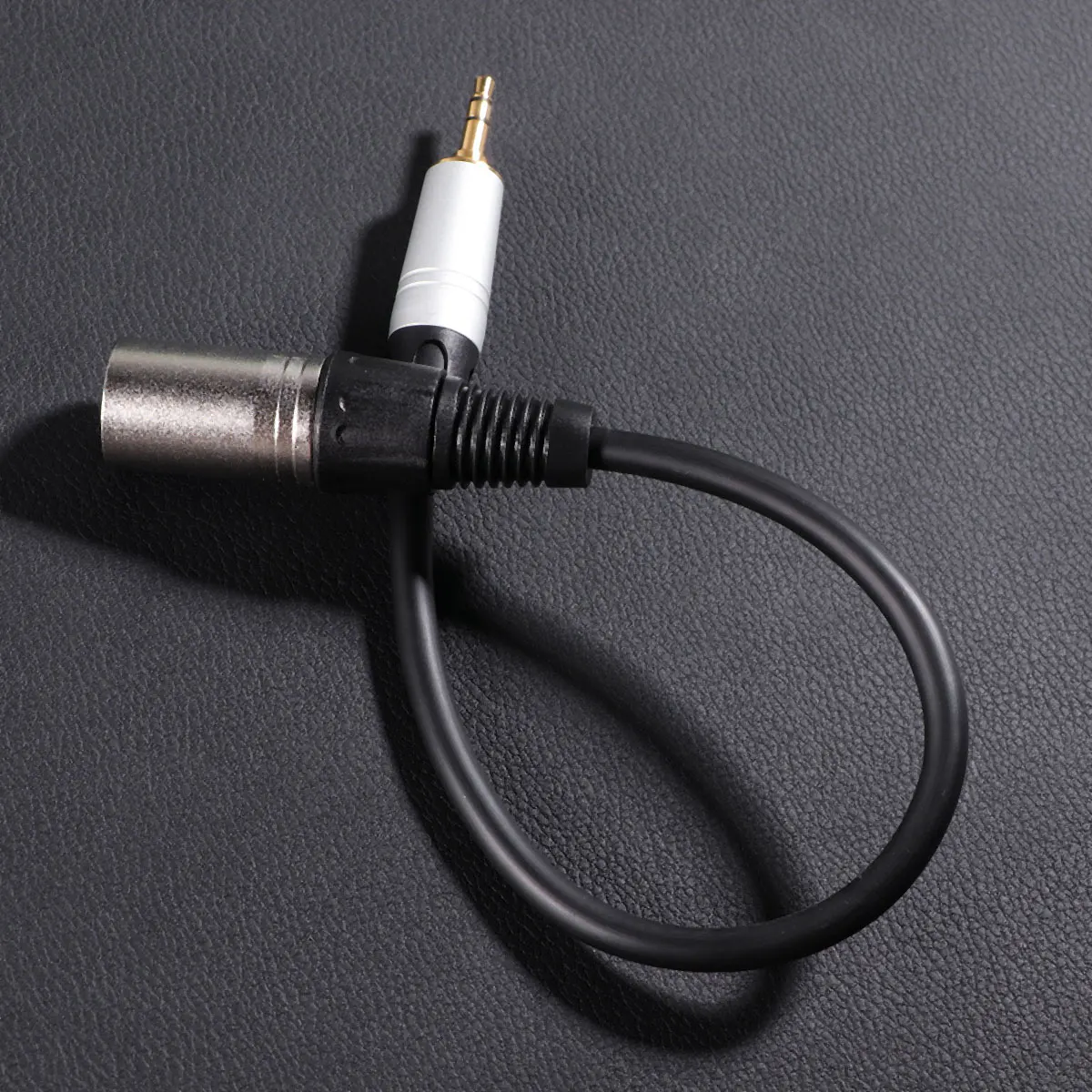 

0.3m 3.5mm Mono Female to 3 Pin XLR Male Plug Audio Speaker Amplifier Microphone Mic Adapter Cable TC227K17-03 (Black)