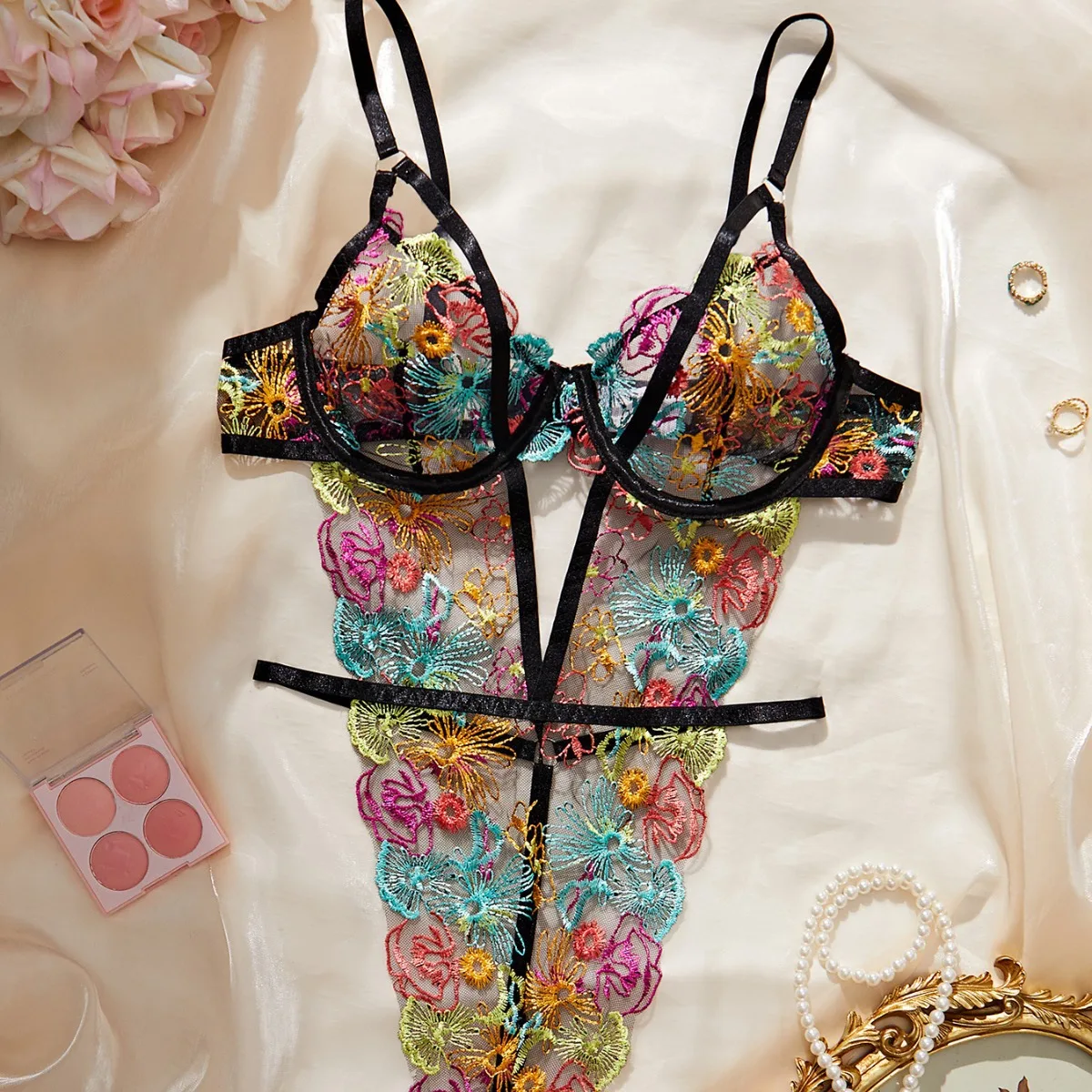 

Cross-border European and American hot-selling exquisite embroidery floral straps steel ring gathering sexy jumpsuit sexy underw