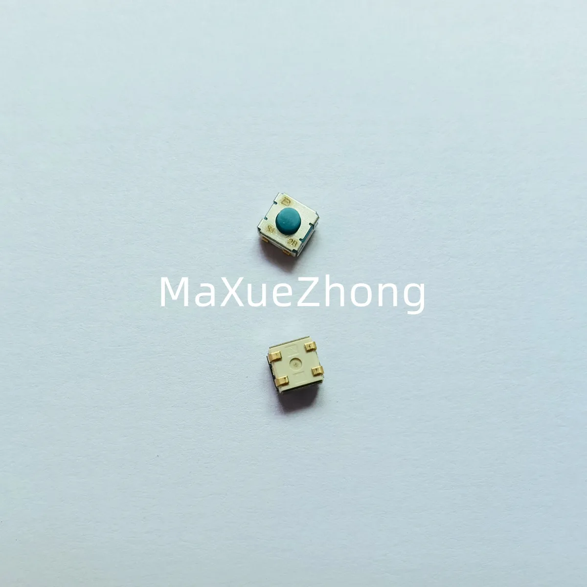 

Original new 100% 7914J-1-032E SMD waterproof dust silicone touch switch 4.8*4.5*3.1 feet inward bending