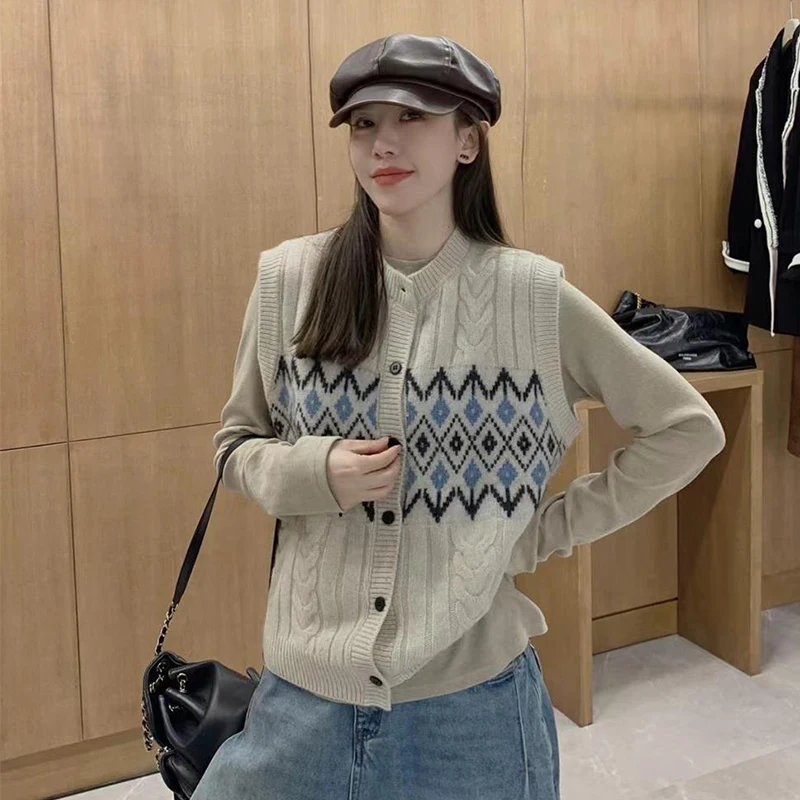 Korean Mix Color Sweater Vest Women Crew Neck Single Breasted Knitted Cardigan Woman Vintage Ribbed Sleeveless Knitted Vest Lady