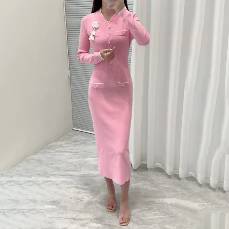 

2025 autumn new women's round neck 3D three-dimensional flower decoration long sleeved knitted dress y2k fashionable casual long