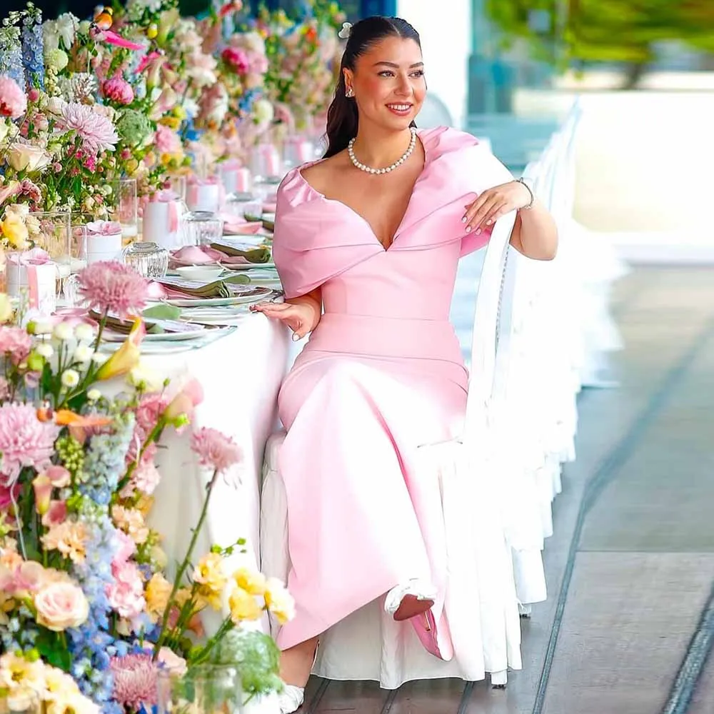 Sweetly Groom's Mother Dresses Satin Sheath/Column Bridal Dress Pink Off-the-shoulder Pleat Zipper Wedding Guest Dresses Long