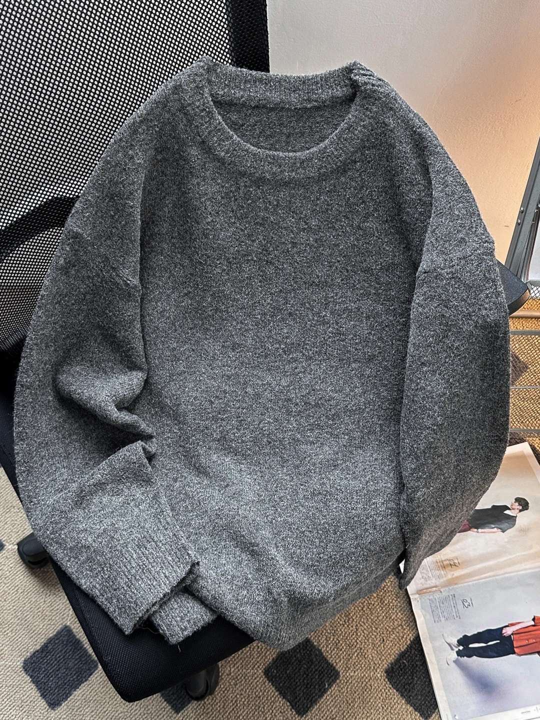 

Men's Loose Fit round Ne Pullover Sweater Color Couple's American Sle Knitwear Comfortable Casual Autumn Wear