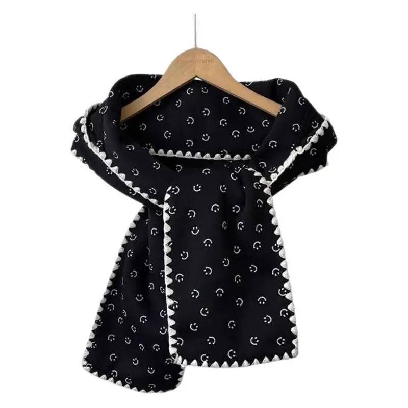 أزياء الفتيات الشتاء قبعة وشاح مجموعة الدفء أزياء مطبوعة سميكة سوداء مزدوجة الجانب ارتداء مجموعة الشتاء النسائية