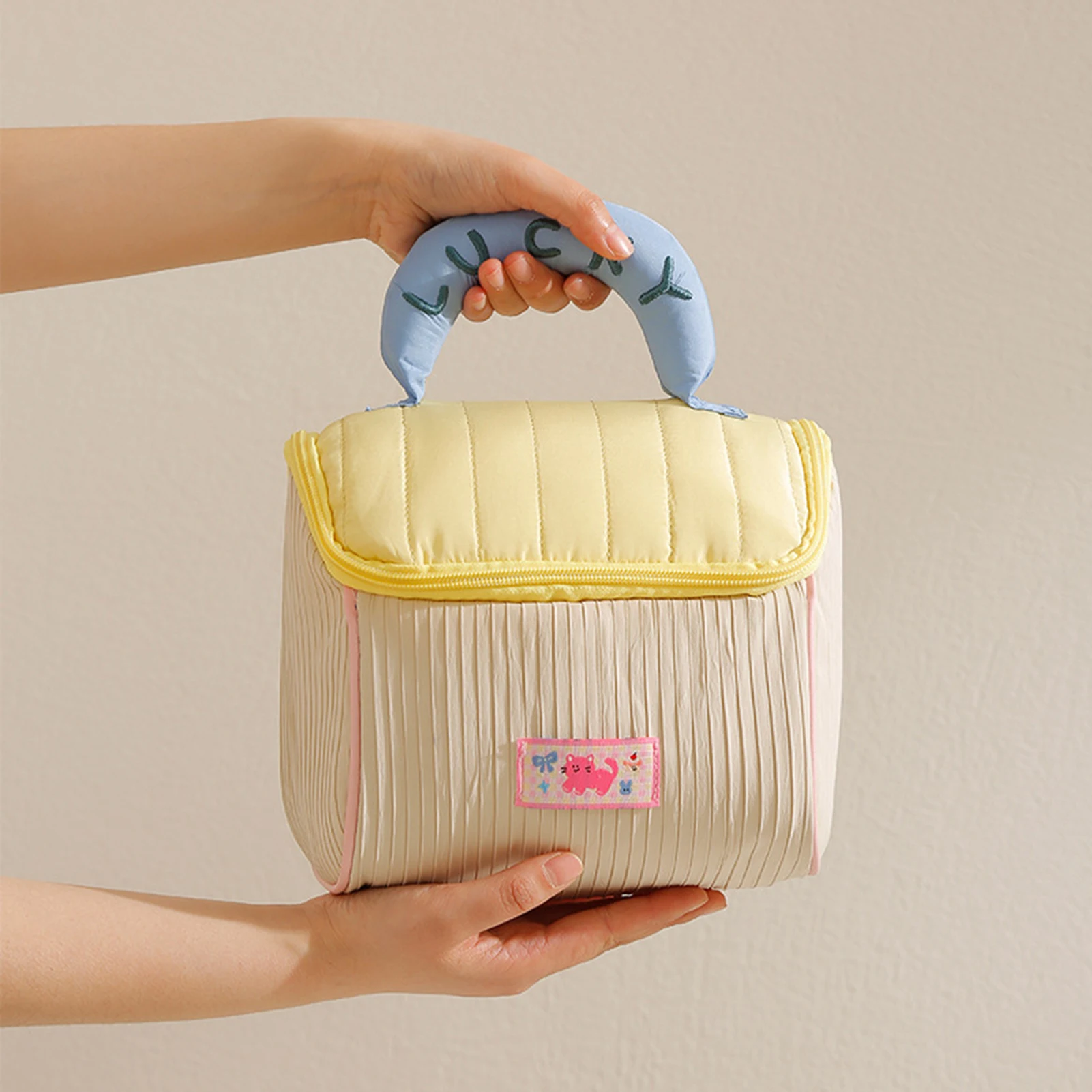 1pc Cute Makeup Bag for Girls Large Capacity Skincare Storage Bag Portable Handheld Travel Wash Bag Toiletry Organizer Pouch