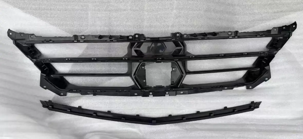 4ML807639 Front Center Bumper Central Grille For Lamborghini URUS Performante