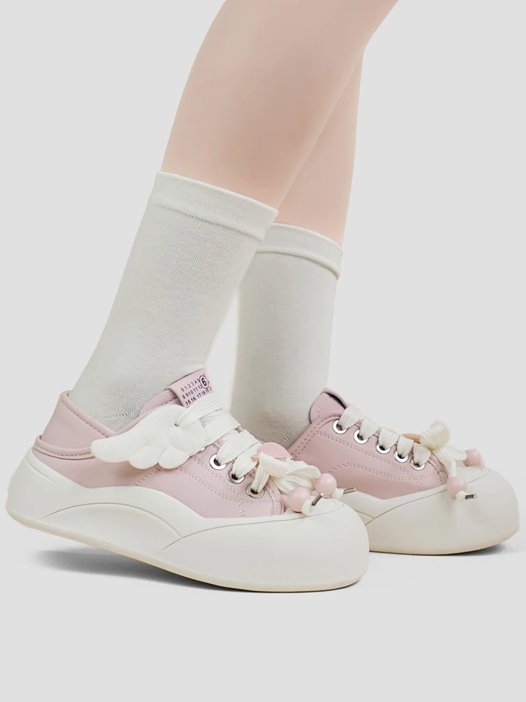 Korean Version Round Toe Big Toe Shoes For Girls Soft Girl Wings Thick Soled Leather Surface Lolita Casual Board Shoes