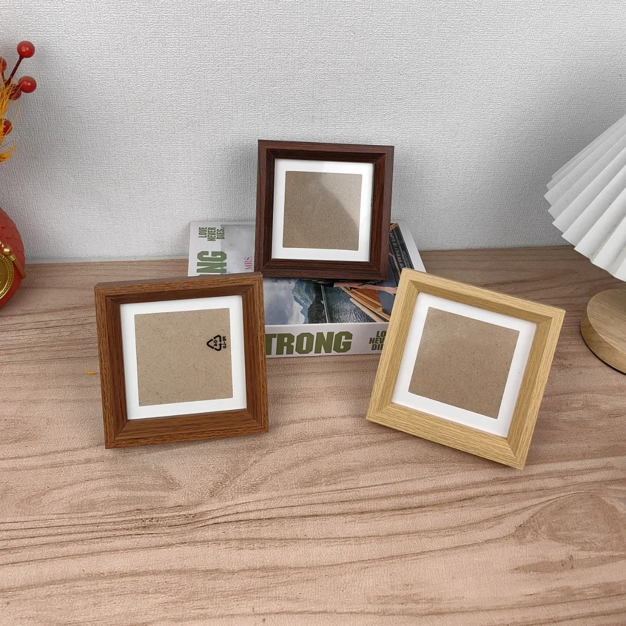 5pcs 4 Inch Square Mini Photo Frames Vintage Desktop Wedding Picture Frames Display Stands Office Home Picture Holder Decor